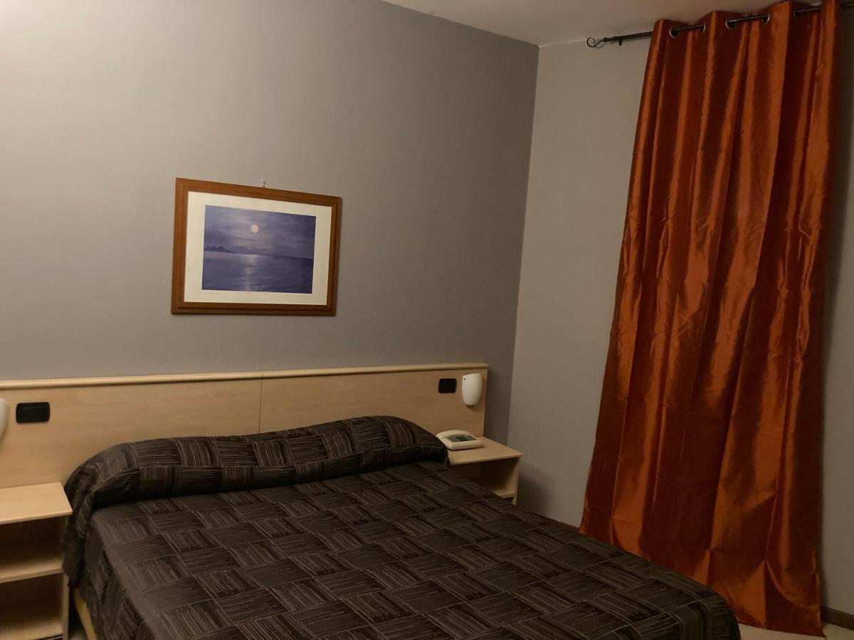 Hotel Ginepro Qualiano Zewnętrze zdjęcie
